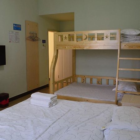 Buddy'S Hostel Гуейлин Екстериор снимка