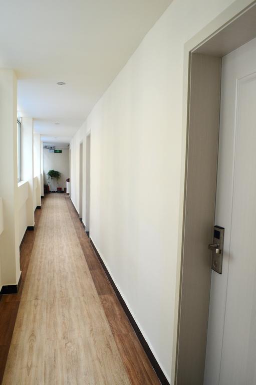 Buddy'S Hostel Гуейлин Екстериор снимка